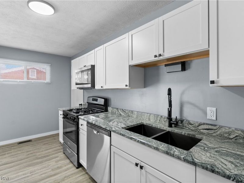 3517 Jameson Drive, Kent, OH 44240 Photo 13