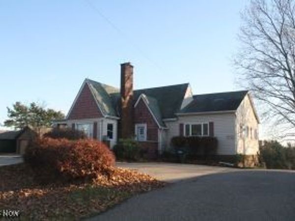 48260 National Road, St Clairsville, OH 43950