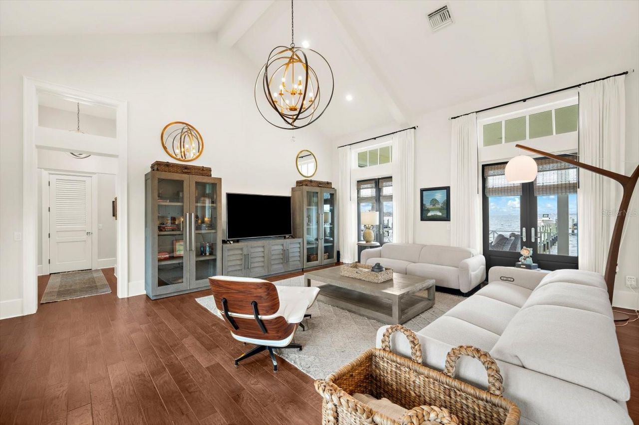 213 N 18th Street W, Bradenton, FL 34205 Photo