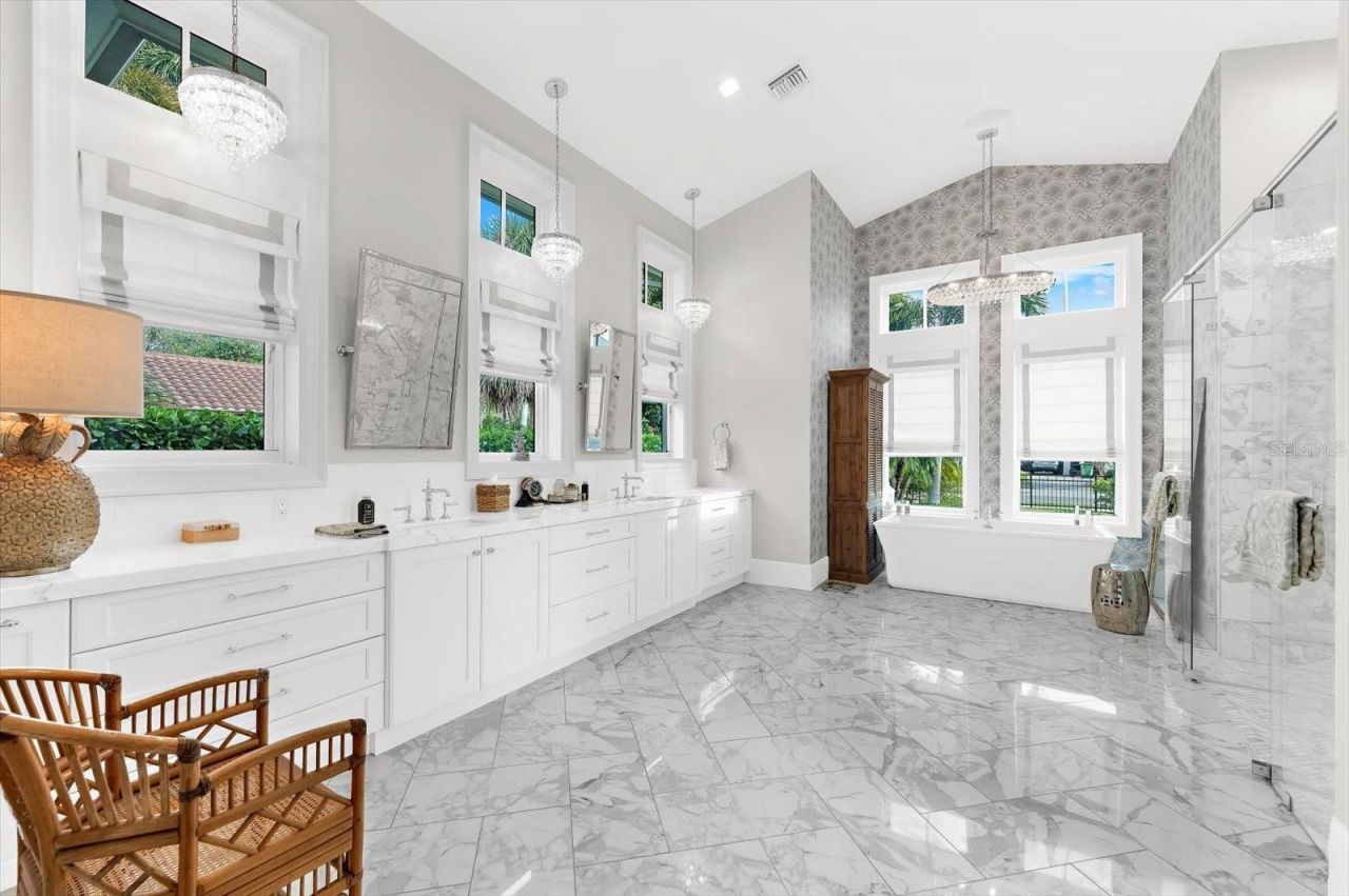 213 N 18th Street W, Bradenton, FL 34205 Photo