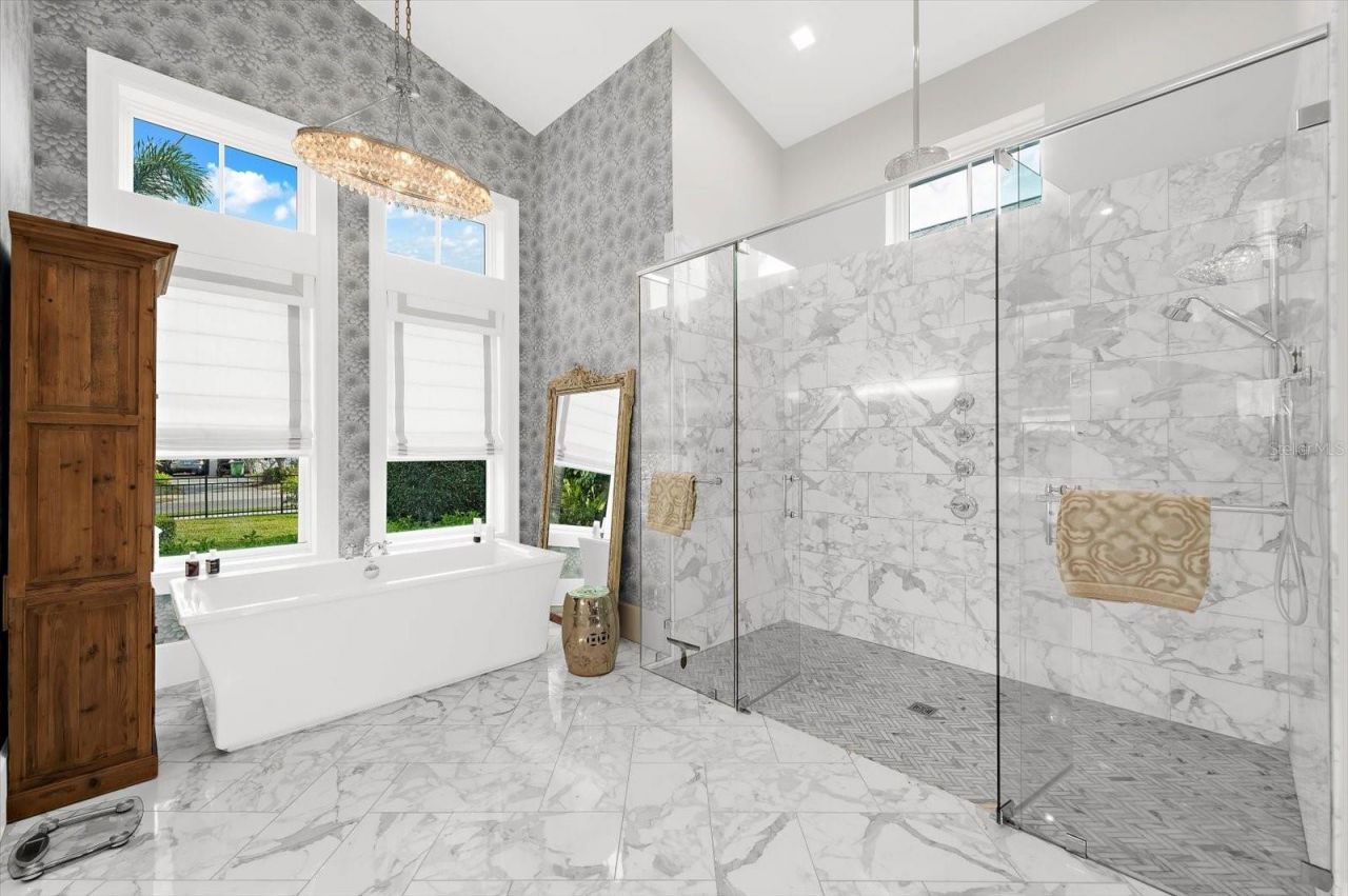 213 N 18th Street W, Bradenton, FL 34205 Photo