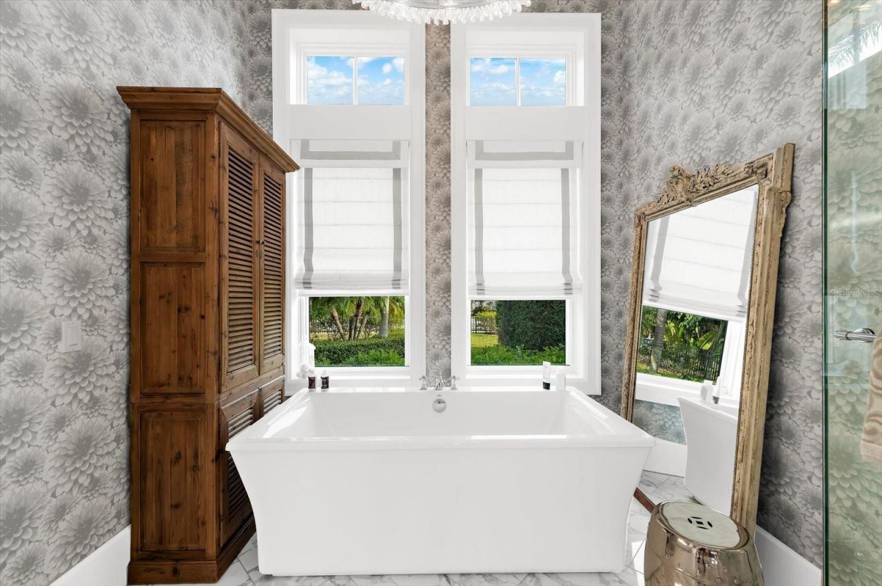 213 N 18th Street W, Bradenton, FL 34205 Photo