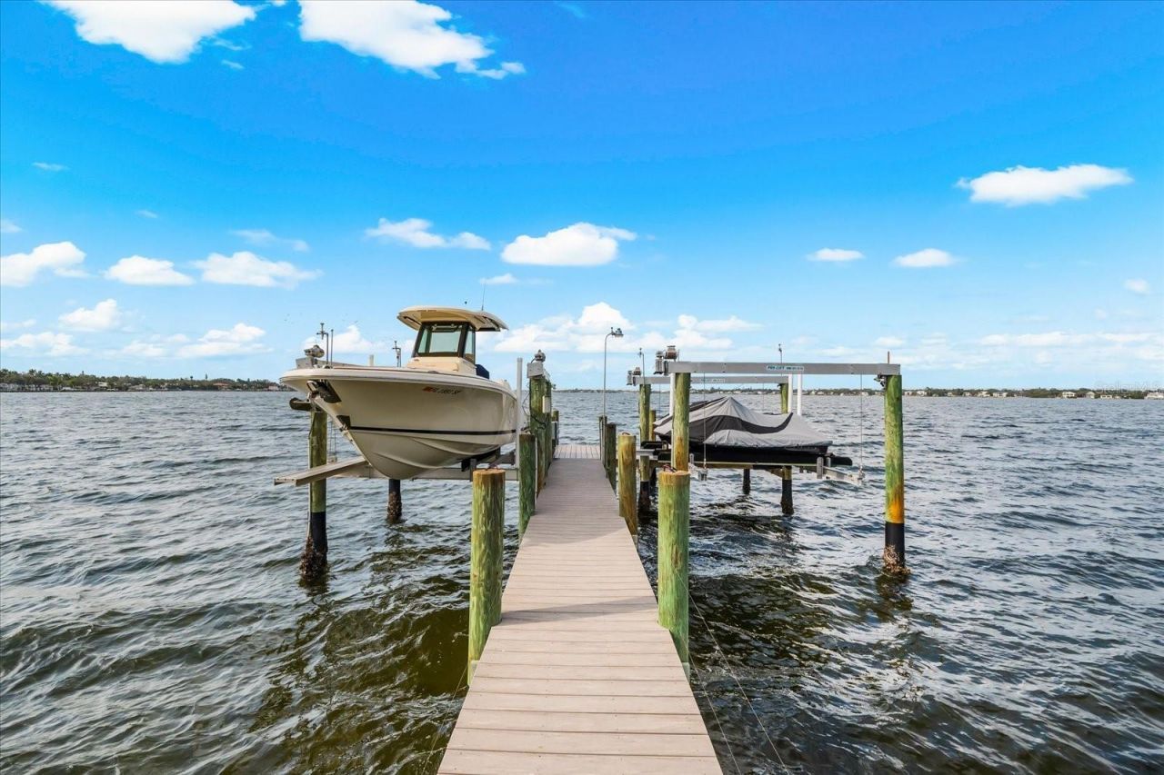 213 N 18th Street W, Bradenton, FL 34205 Photo