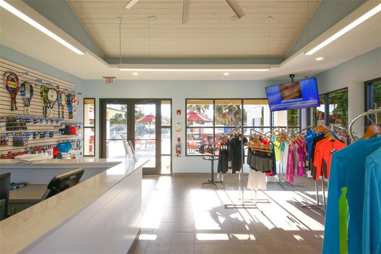 7042 Vilamoura Place, Lakewood Ranch, FL 34202 Photo