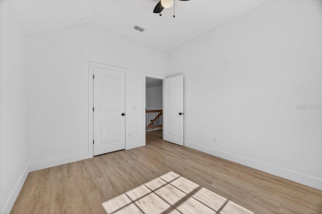 8618 Valley Ridge Court, Orlando, FL 32818 Photo