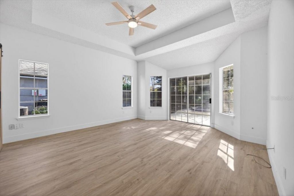 8618 Valley Ridge Court, Orlando, FL 32818 Photo