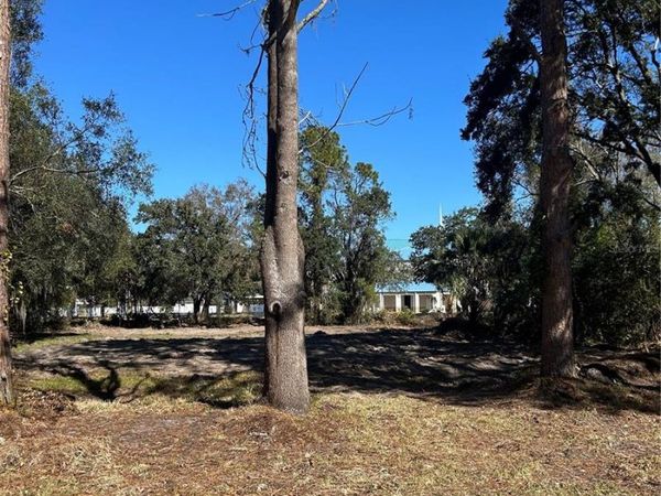 5927 LYNN ROAD, TAMPA, FL 33624