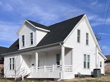 402 Park Avenue, Irvine, KY 40336