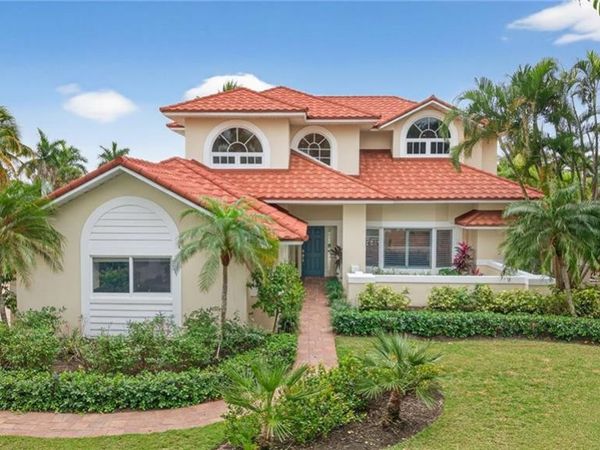 819 Tulip LN , SANIBEL, FL 33957