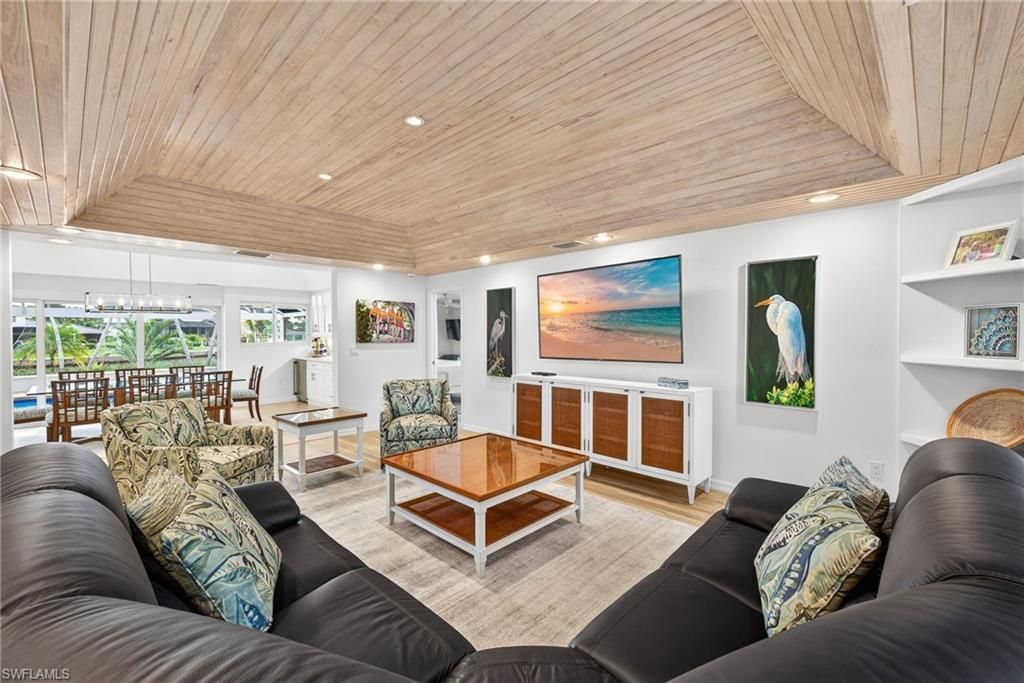 819 Tulip Ln, Sanibel, FL 33957 Photo