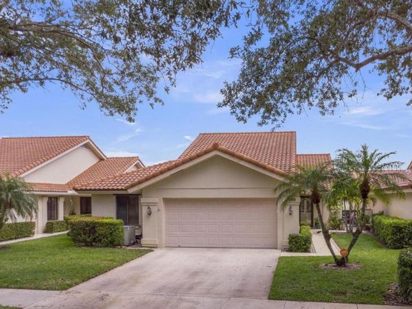 2855 Eagle Lane, West Palm Beach, FL 33409