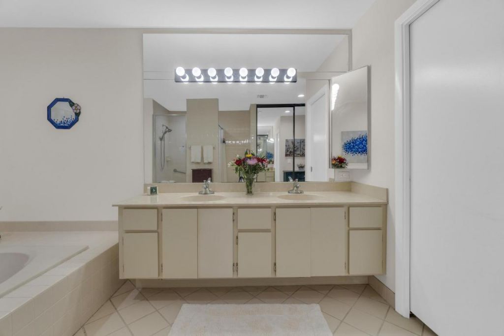 2855 Eagle Lane, West Palm Beach, FL 33409 Photo