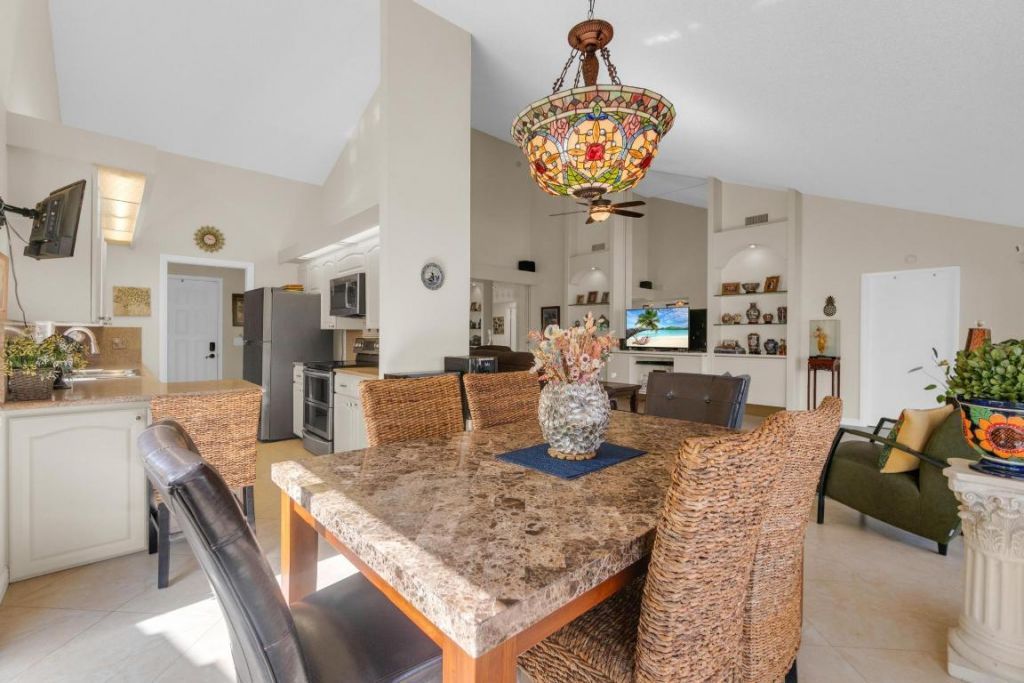 2855 Eagle Lane, West Palm Beach, FL 33409 Photo