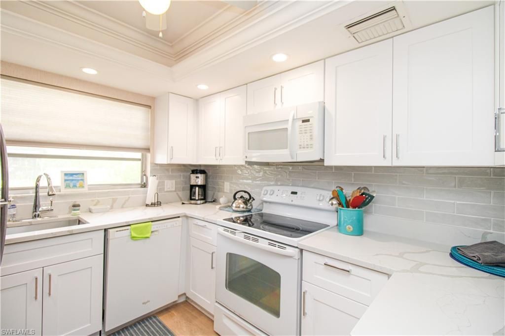 1020 Palm View Dr, Unit C104, Naples, FL 34110 Photo