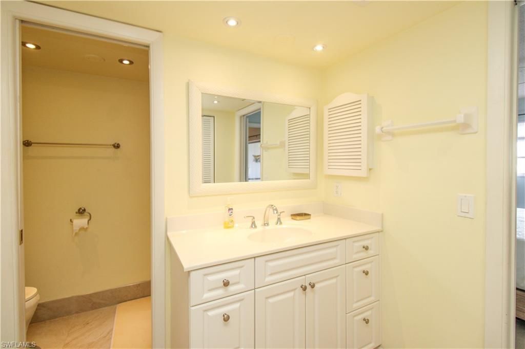 1020 Palm View Dr, Unit C104, Naples, FL 34110 Photo