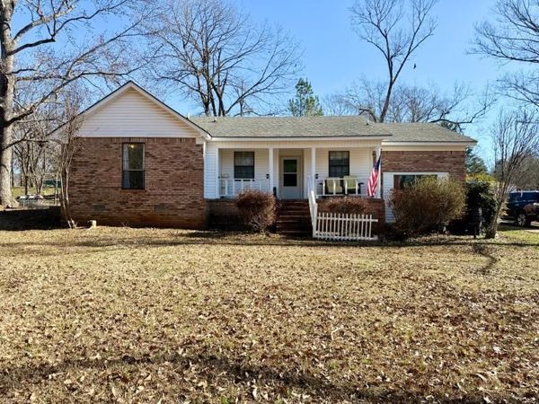 2038 MS-15, Houston, MS 38851