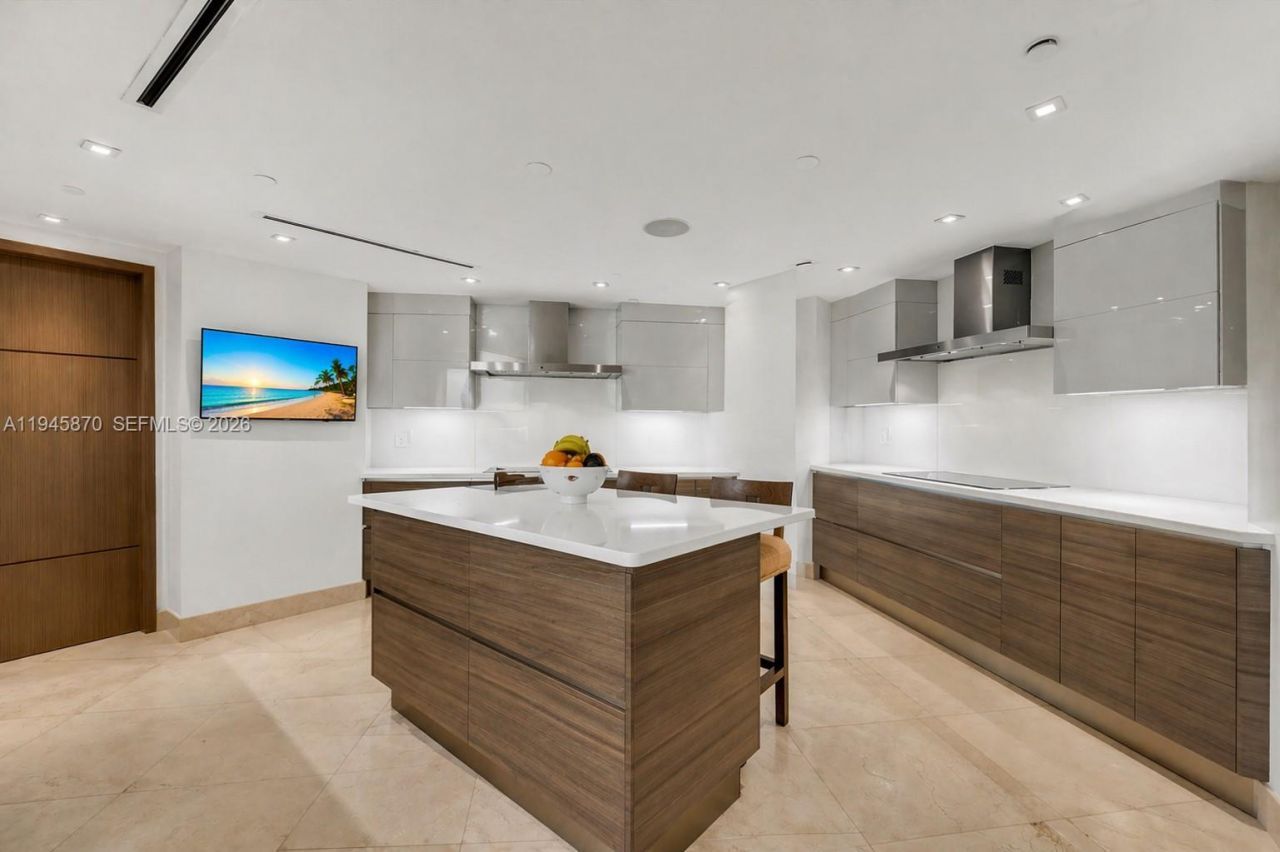 1643 Brickell Ave, Unit 3904, Miami, FL 33129 Photo