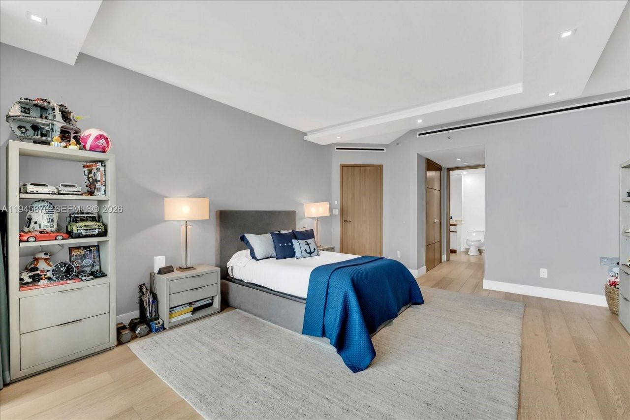 1643 Brickell Ave , Unit 3904, Miami, FL 33129 Photo