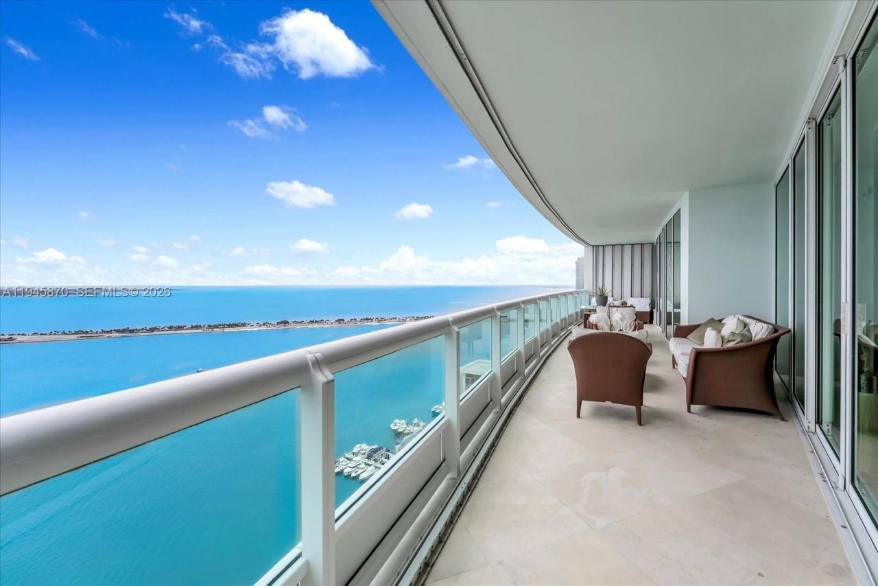 1643 Brickell Ave, Unit 3904, Miami, FL 33129 Photo