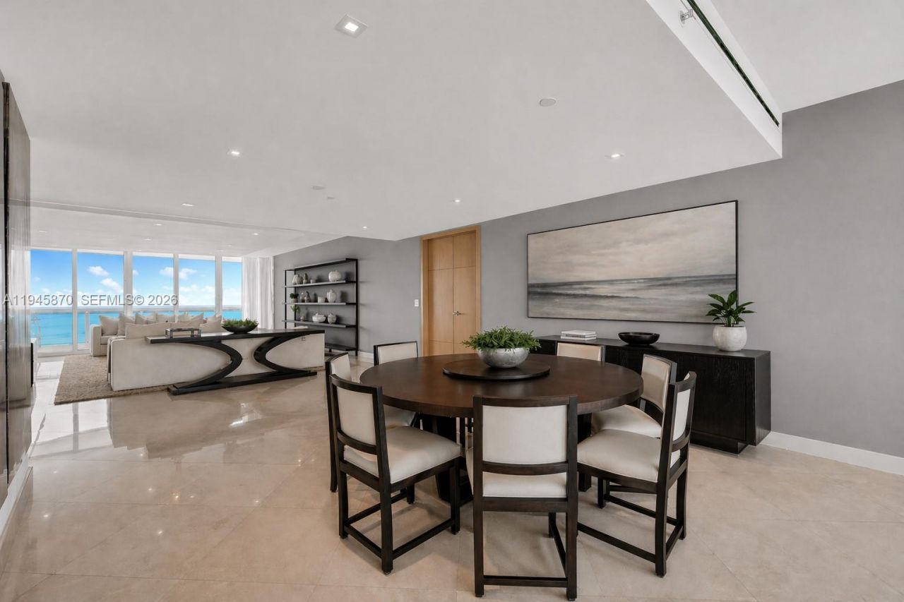 1643 Brickell Ave, Unit 3904, Miami, FL 33129 Photo