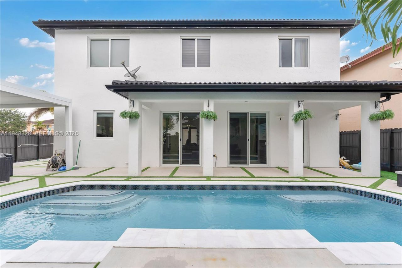 14452 SW 10th St, Miami, FL 33184 Photo