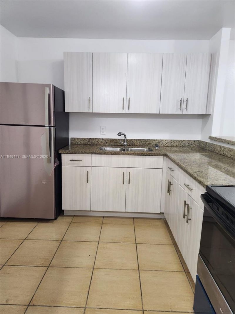 15201 NE 6th Ave, Unit C202, Miami, FL 33162 Photo