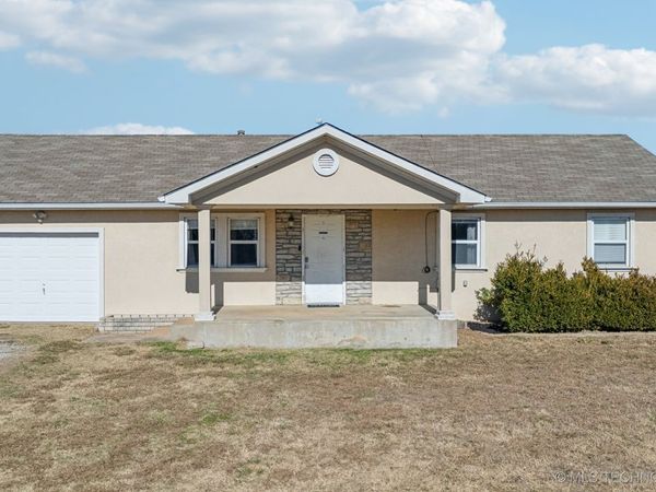 17755 S 49th West Avenue, Mounds, OK 74047