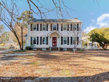 2405 Williamsburg Drive NW, Wilson, NC 27896