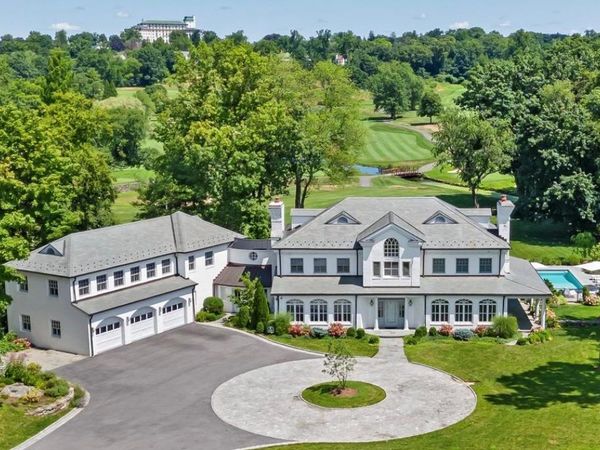 17 Boxwood Lane, Rye, NY 10580