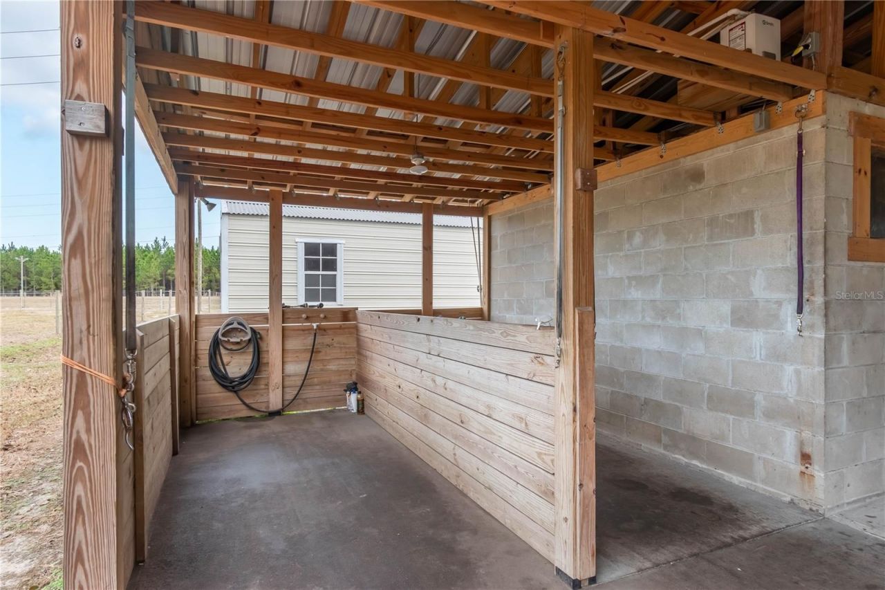 1415 SE 4th Avenue, Chiefland, FL 32626 Photo