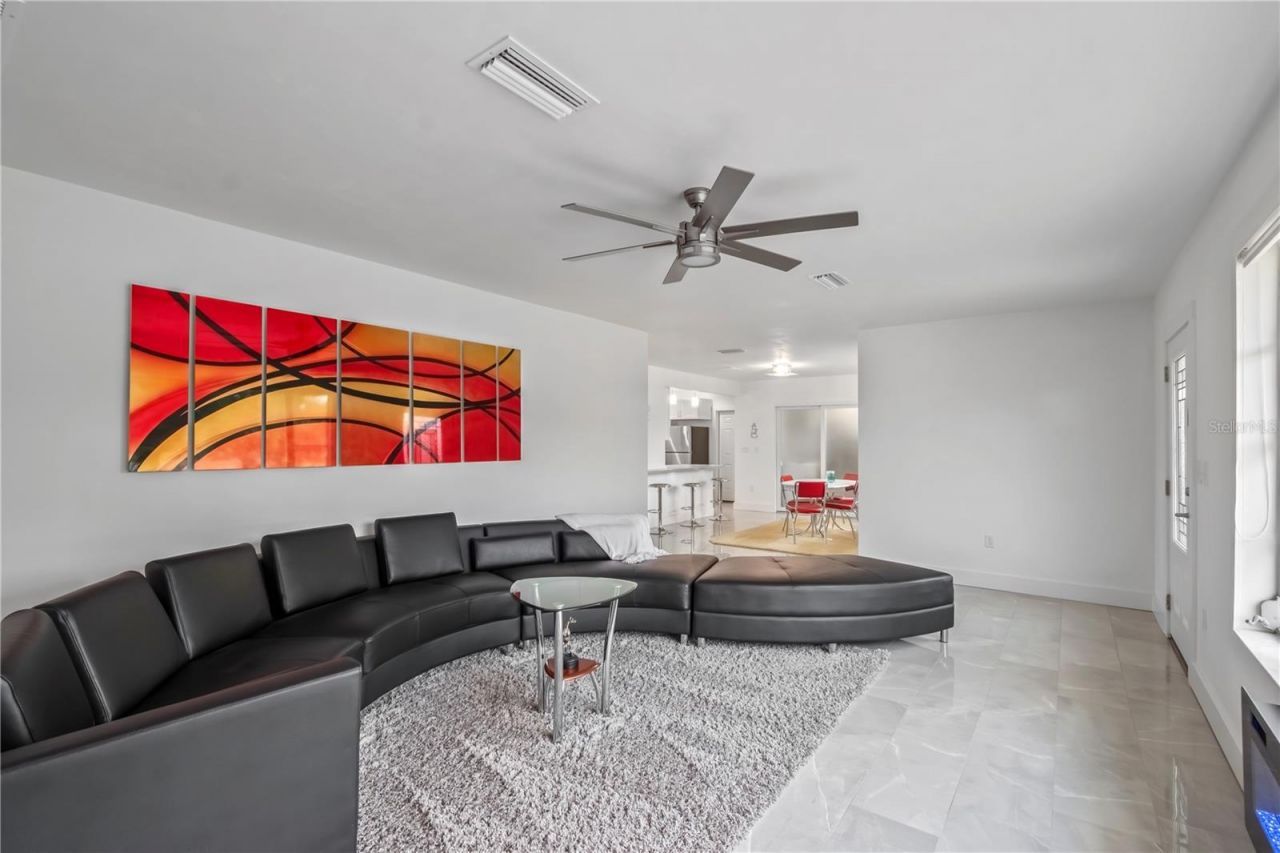 1415 SE 4th Avenue, Chiefland, FL 32626 Photo