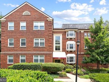 2107 N SCOTT STREET, Unit 70, ARLINGTON, VA 22209