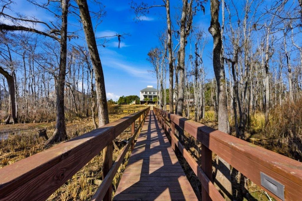 228 Wahee Pl. Photo 38