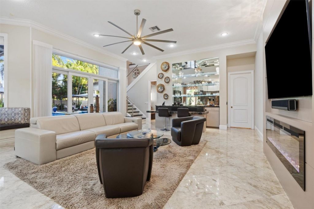 580 Carrot Wood Terrace, Plantation, FL 33324 Photo