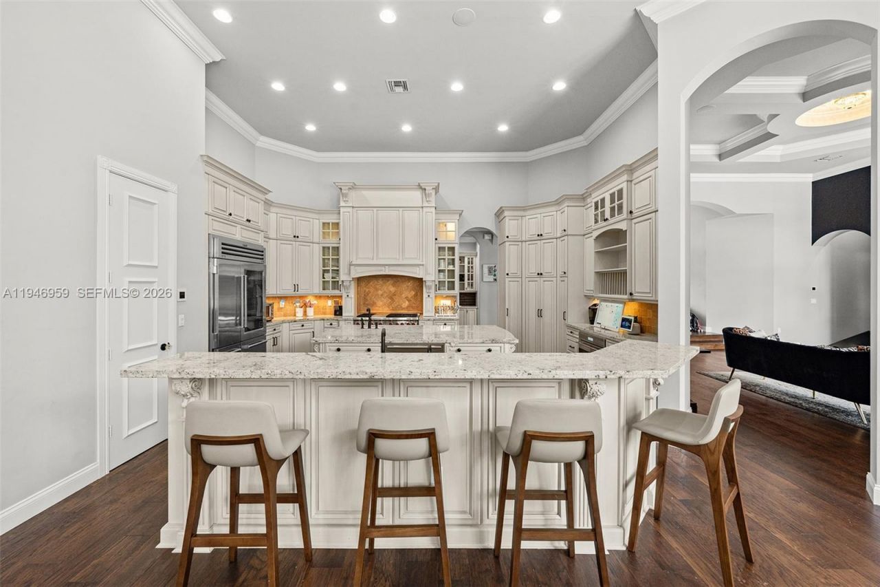 12401 N Stonebrook Cir, Davie, FL 33330 Photo