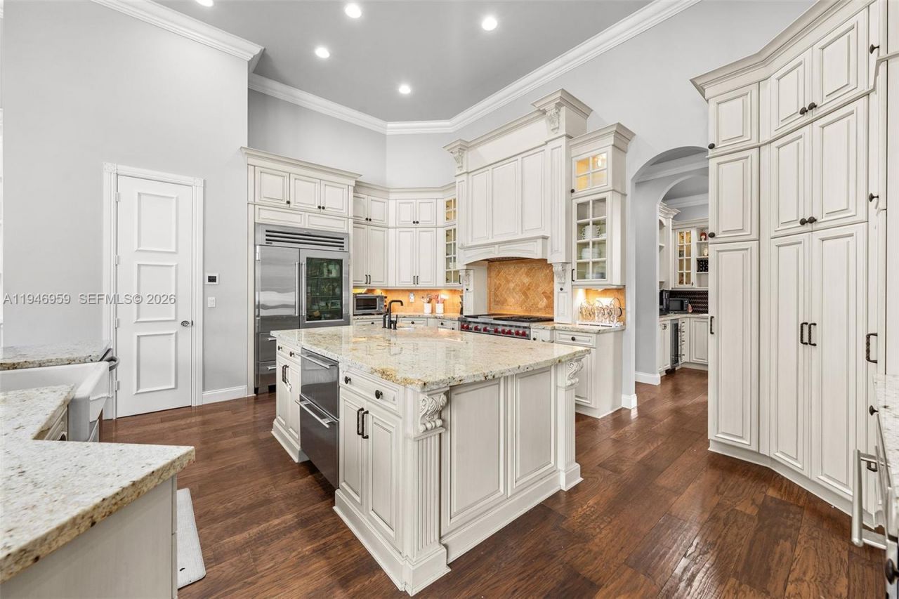 12401 N Stonebrook Cir, Davie, FL 33330 Photo