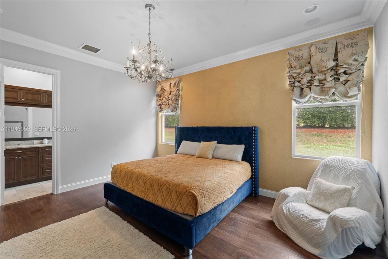 12401 N Stonebrook Cir, Davie, FL 33330 Photo