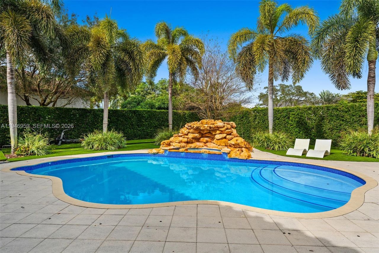 12401 N Stonebrook Cir, Davie, FL 33330 Photo