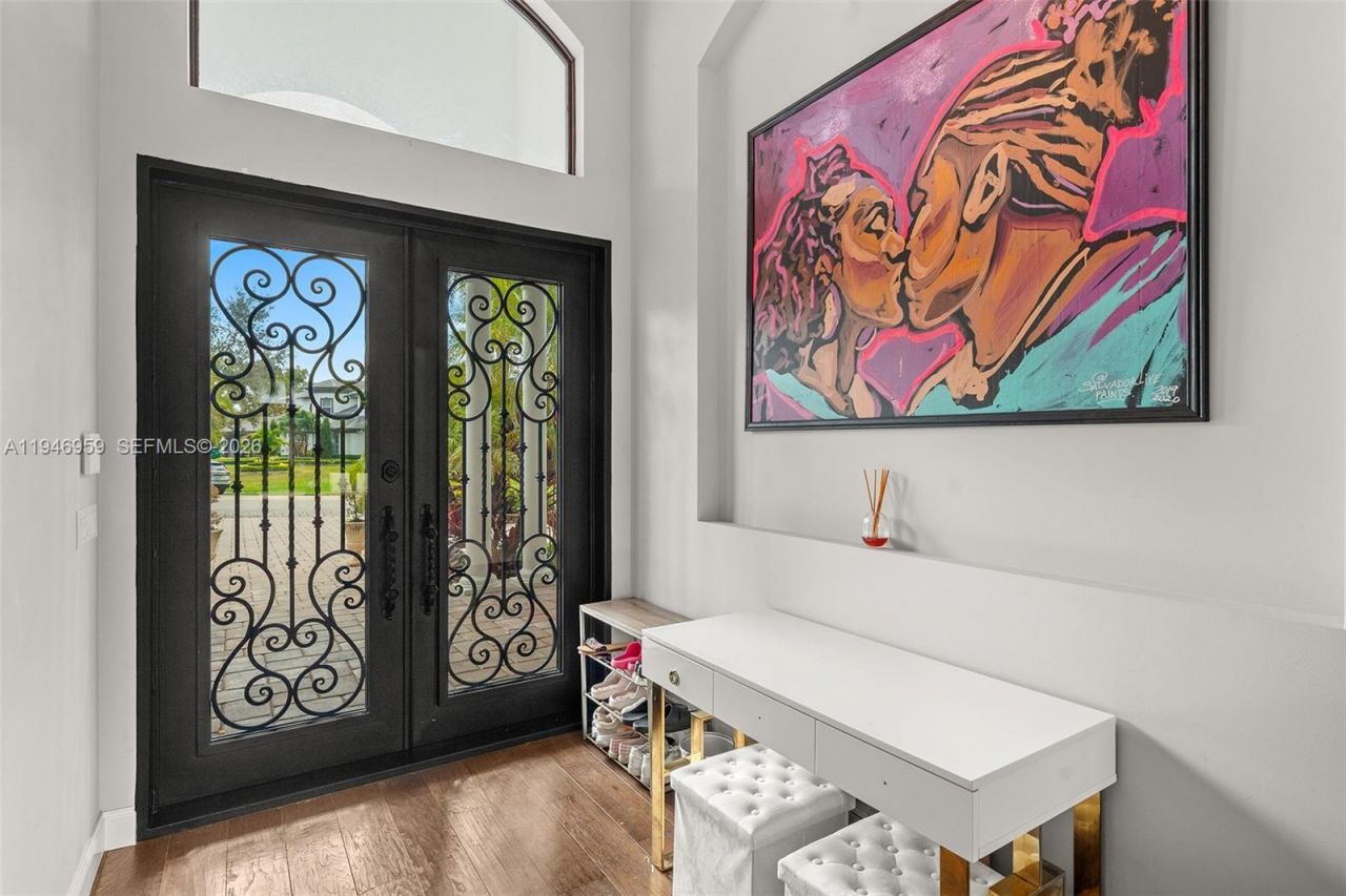 12401 N Stonebrook Cir, Davie, FL 33330 Photo