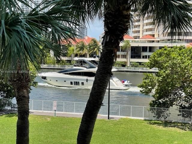 19390 Collins Ave, Unit 219, Sunny Isles Beach, FL 33160 Photo