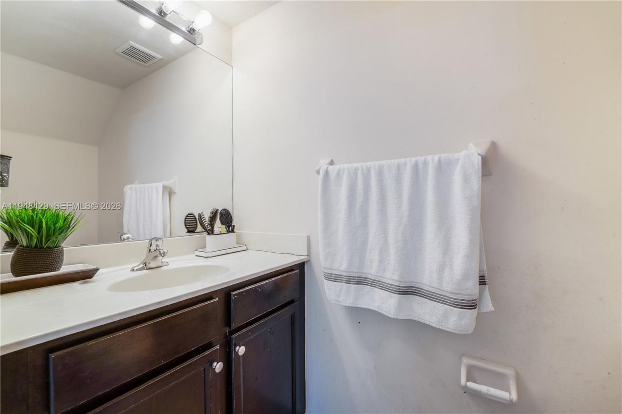 9360 SW 171st Ct, Miami, FL 33196 Photo