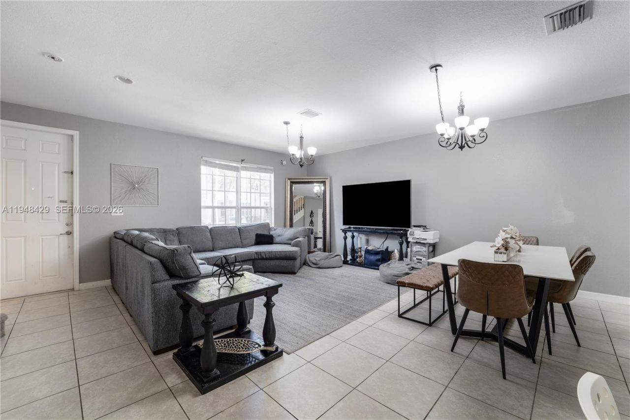 9360 SW 171st Ct, Miami, FL 33196 Photo