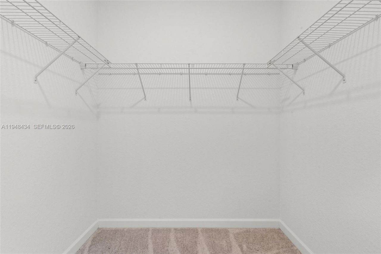 2405 NW 131st Cir , Miami, FL 33167 Photo