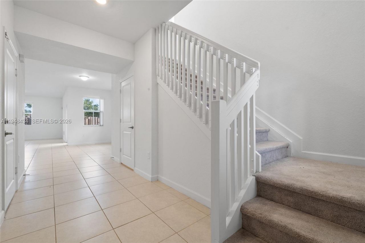 2405 NW 131st Cir , Miami, FL 33167 Photo