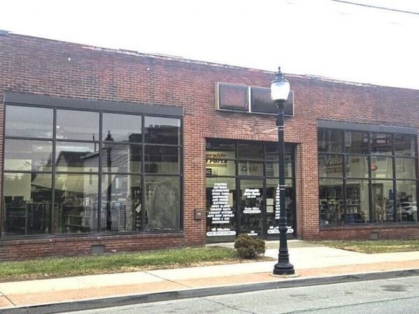 223 Broadway, Rensselaer, NY 12144