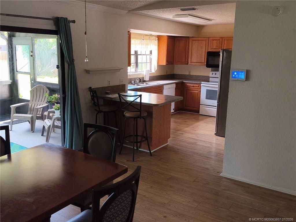 2401 SE Avalon Road, Port Saint Lucie, FL 34952 Photo