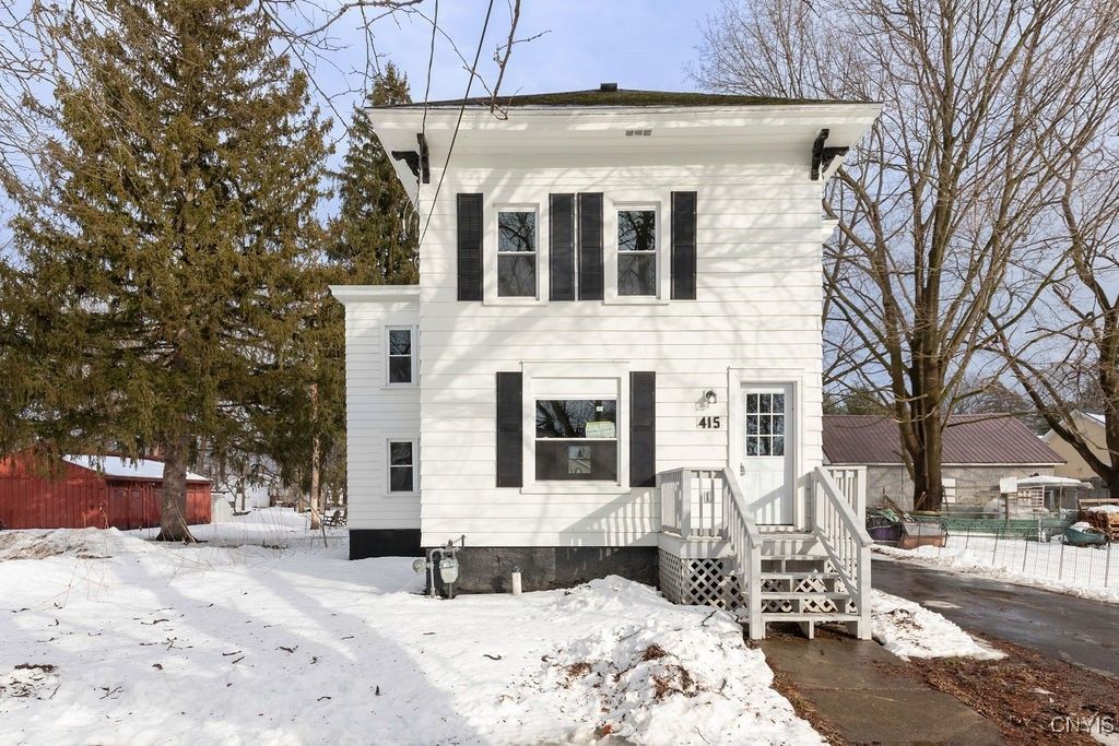 415 W 2nd Street S, Fulton, NY 13069 Main Photo