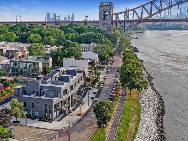 2131 Shore Boulevard, Unit D1, Astoria, NY 11105