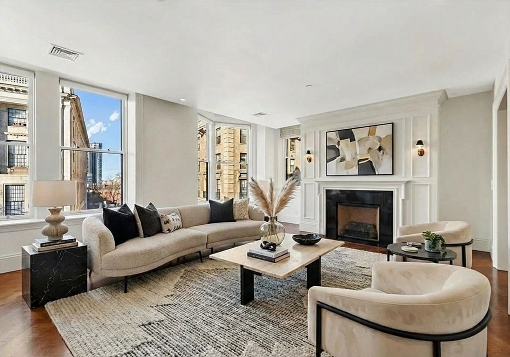 20 Beacon Street, Unit 4, Boston, MA 02108 Main Photo