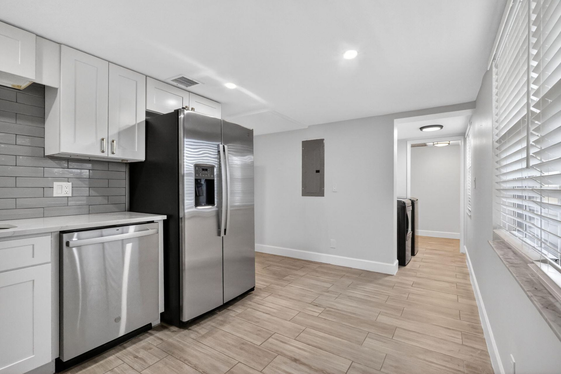 545 Oaks Lane, Unit 409, Pompano Beach, FL 33069 Photo